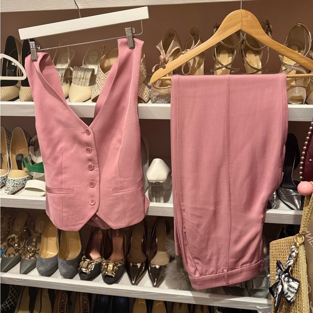 Pink Women’s Vest & Pants Set - Classic Two-Piece
